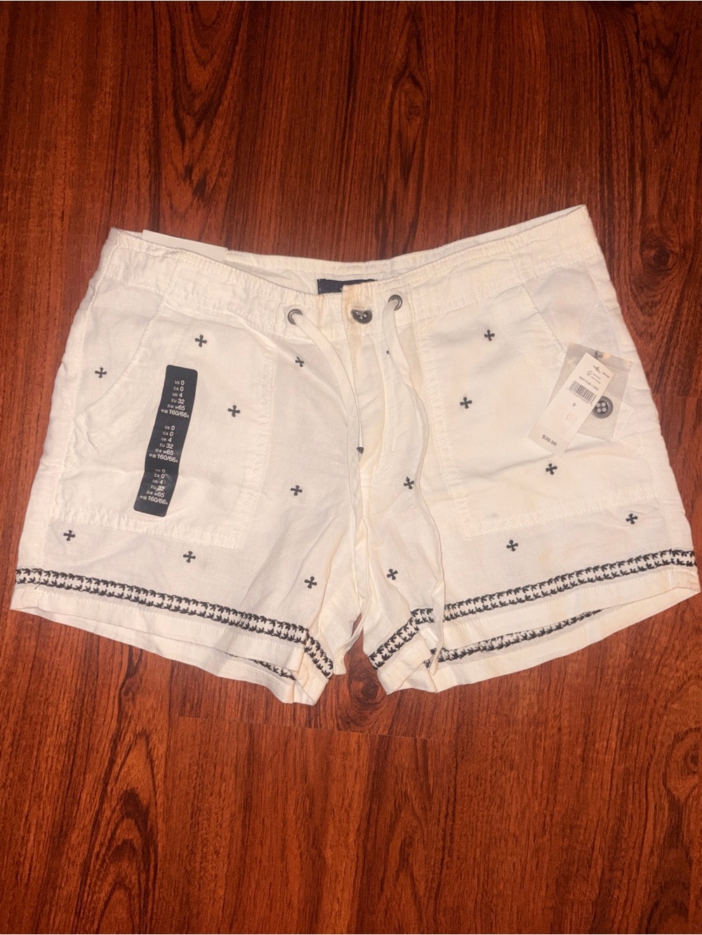 GAP White Embroidered Drawstring Bermudas